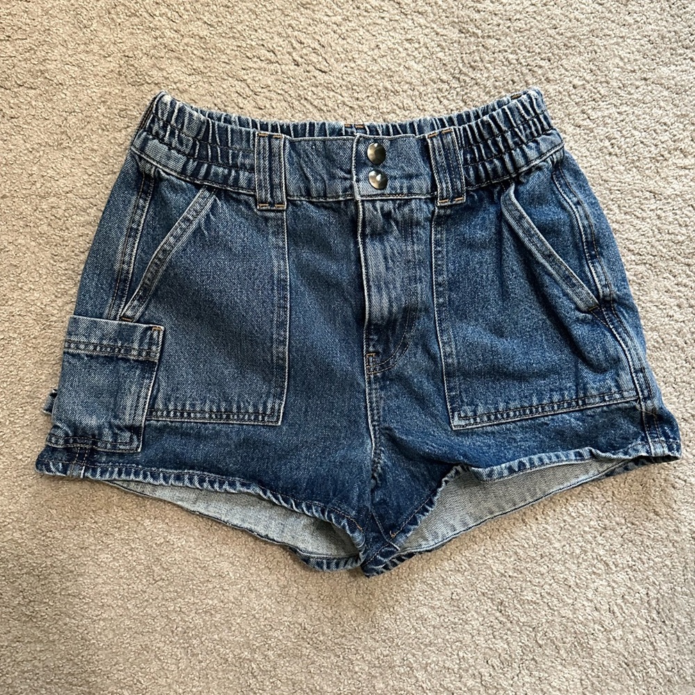 Urban Outfitters BDG skate short